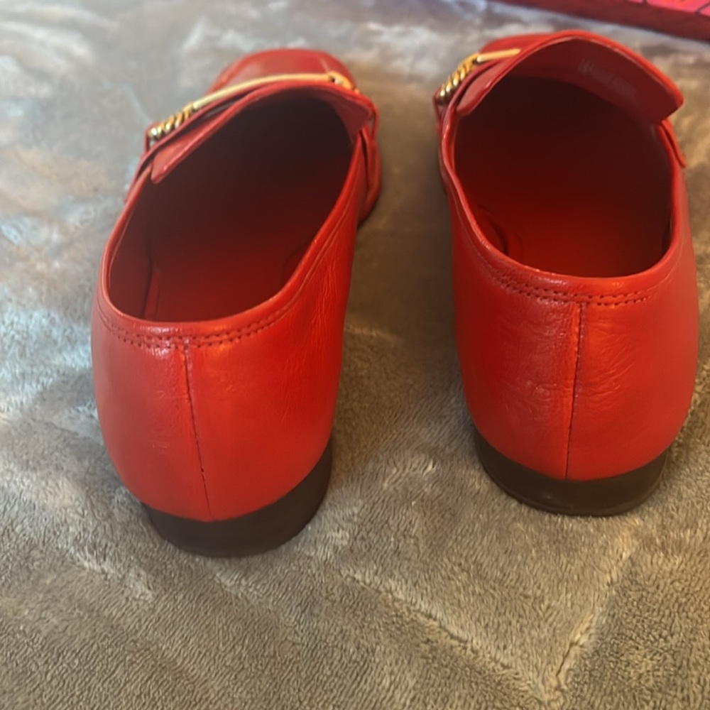 Shoes - Picture 6 of 10